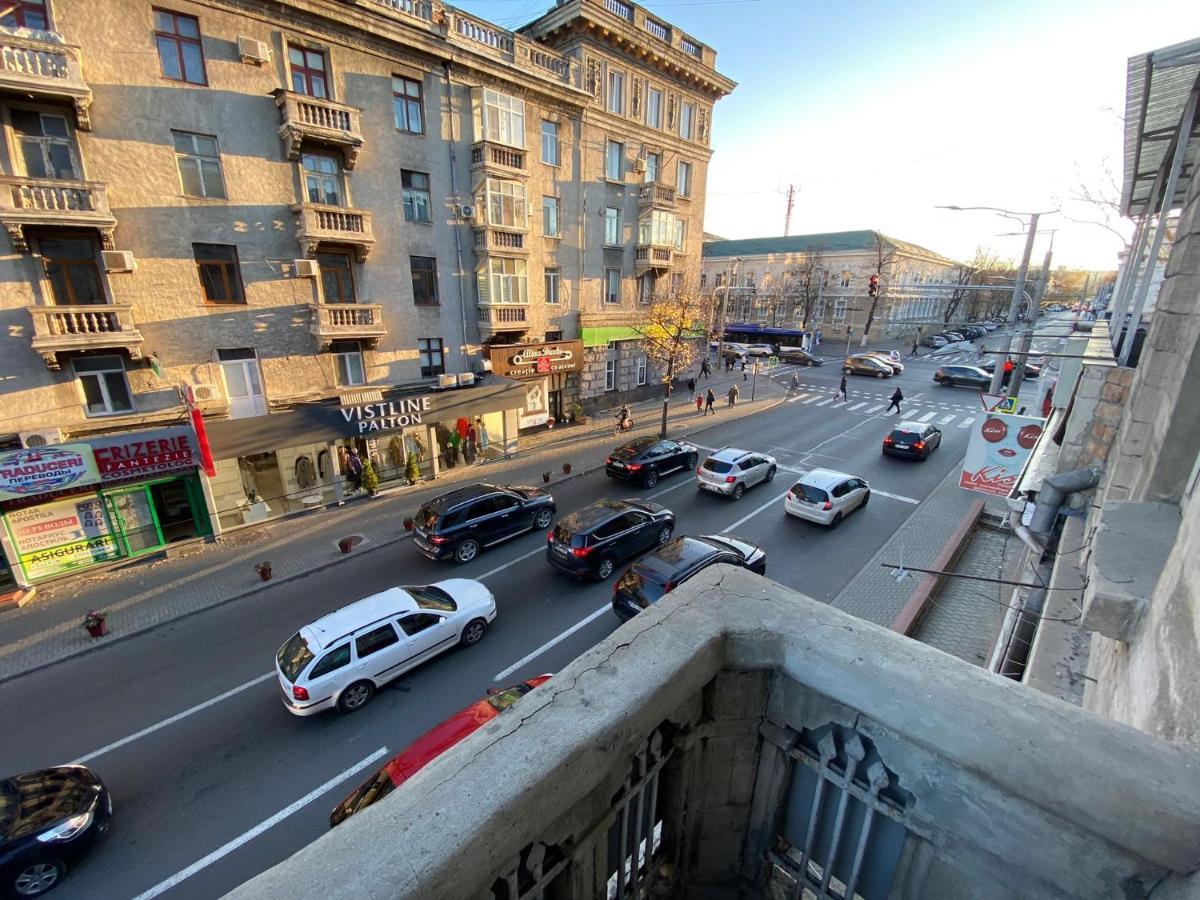 White New Apartments Ultracentral 2-Rooms In The Heart Chisinau Luaran gambar