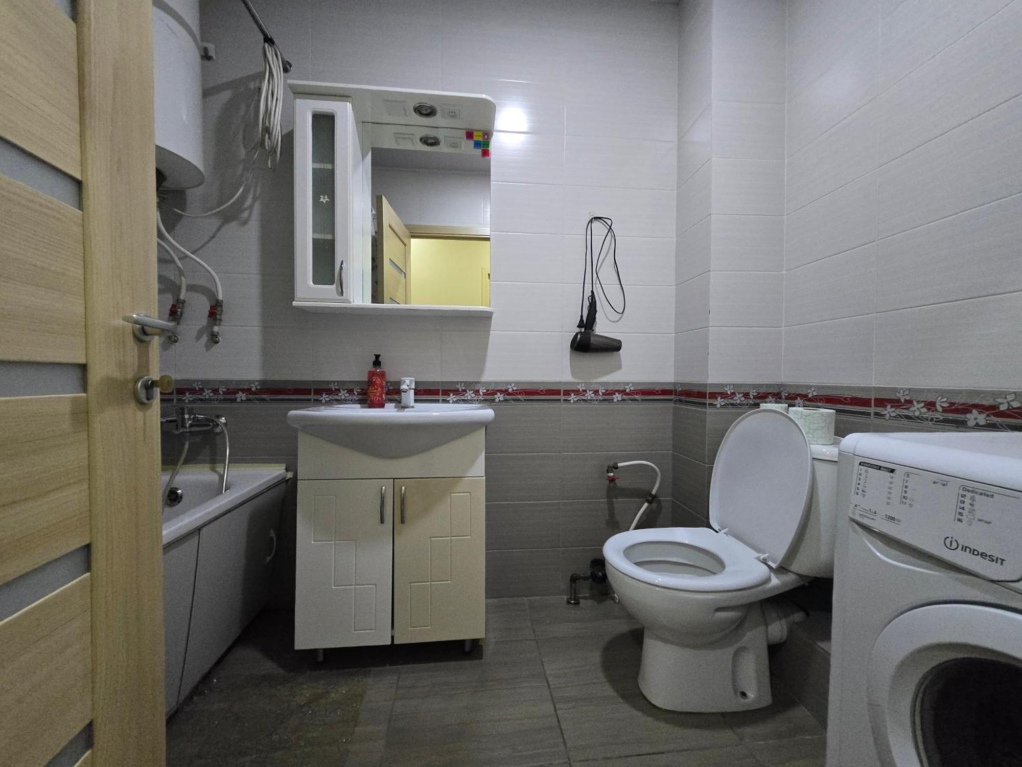 White New Apartments Ultracentral 2-Rooms In The Heart Chisinau Luaran gambar